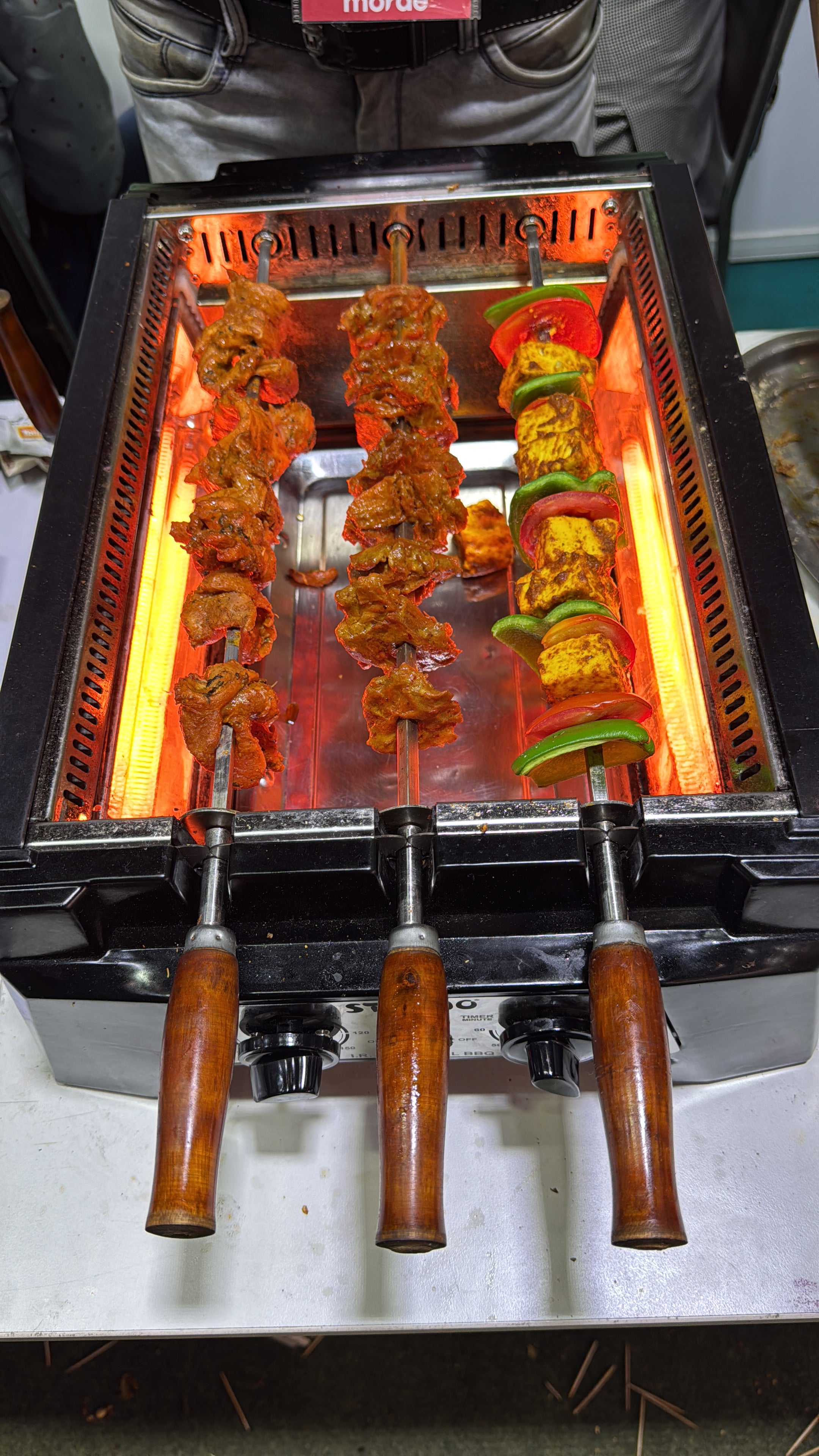 Electric Smokeless Magical Deep Grill 360º Rotational Infrared Indoor & Outdoor Grill